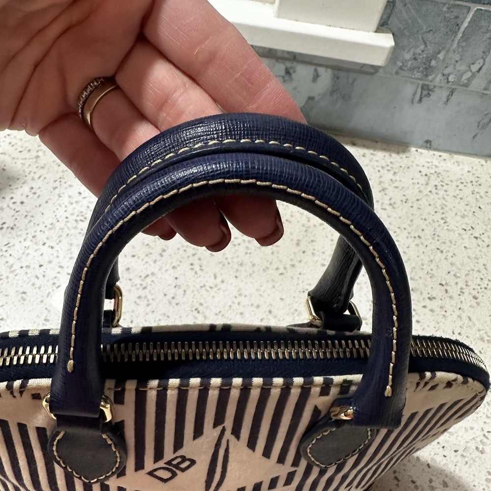 VTG DOONEY & BOURKE Navy White Sailboat Stripes Handbag Shoulder bag Mini Purse - Picture 5 of 16